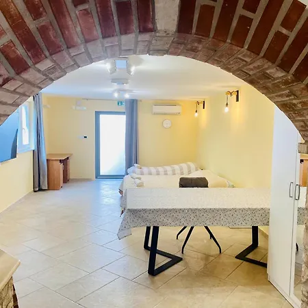 Oliva Apartment